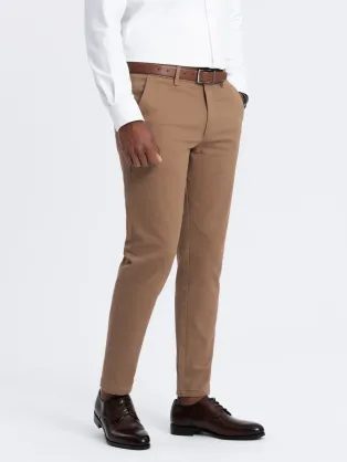 Chinos hnedé nohavice klasického strihu s jemnou textúrou V2 PACP-0190