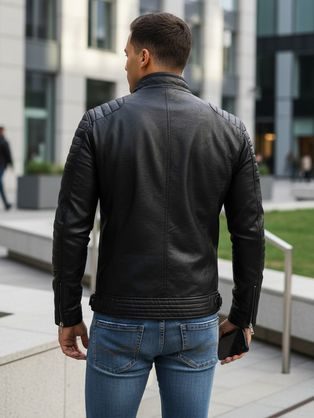 Čierna koženková bunda s výraznou bielou kožušinkou