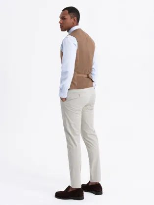 Trendy karamelová elegantná vesta V1 BLZV-0112