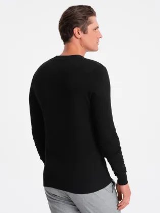 Klasický čierny sveter s véčkovým výstrihom V1 SWBS-0107
