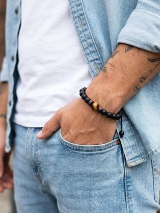 Fekete férfi karkötő gyöngyökkel SH-2024