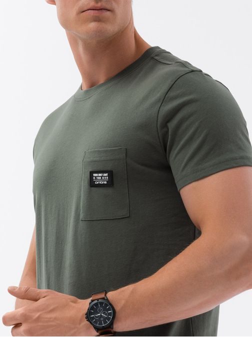 Módne olivové tričko s náprsným vreckom a popisom S1743