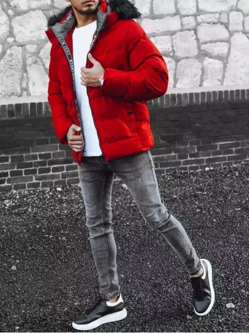 Atraktívna červená zimná bunda s kapucňou