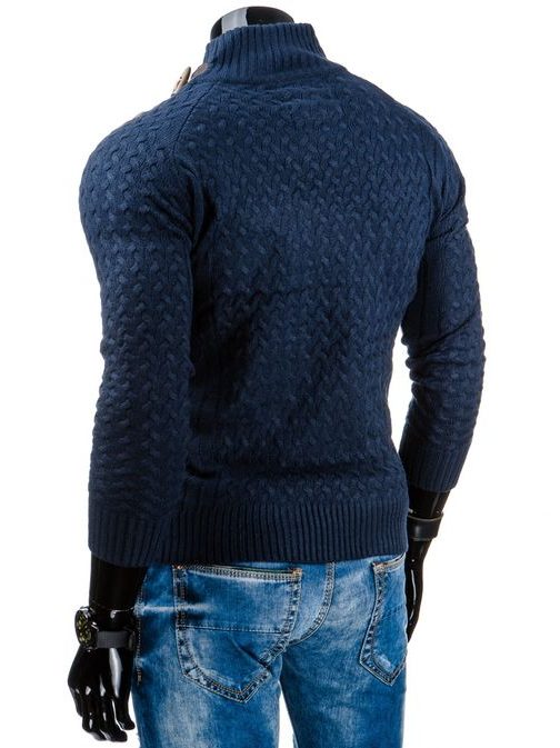 Zaujímavý granátový sveter so vzorom