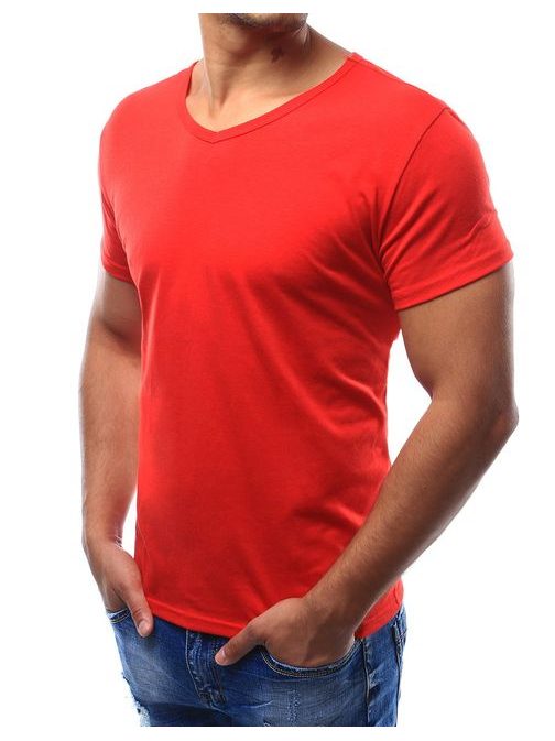 Atraktívne červené tričko