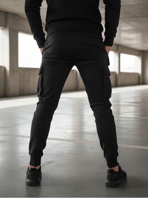 Trendy čierne pánske kapsáčové  joggery UP