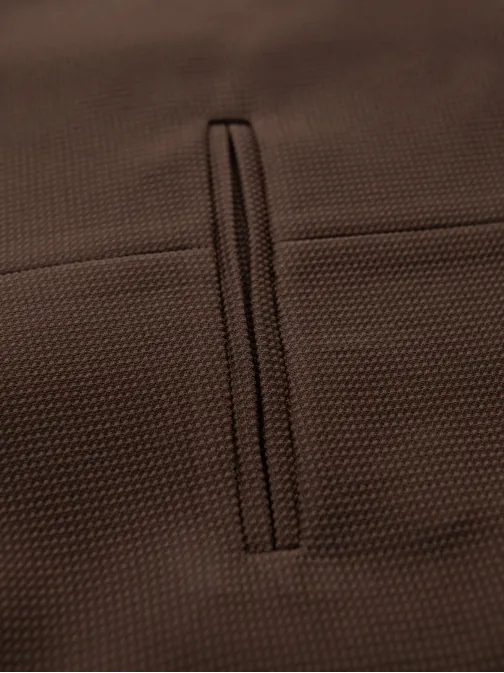 Moderná hnedá elegantná vesta V2 BLZV-0144