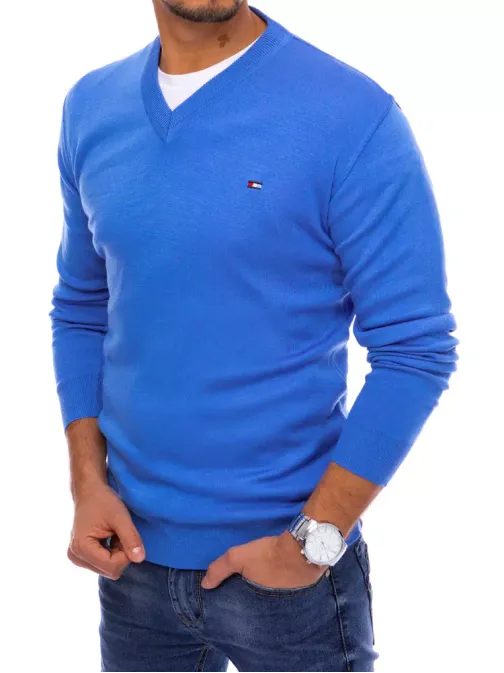 Nebesky modrý sveter s véčkovým výstrihom