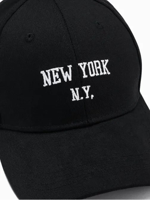 Trendy čierna šiltovka New York H172