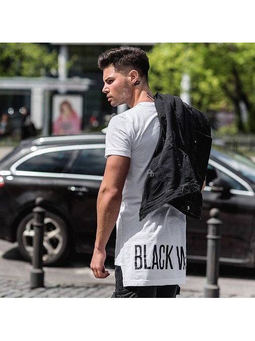 Biele predĺžené tričko s potlačou vzadu BLACK WHITE 1111T - Budchlap.sk