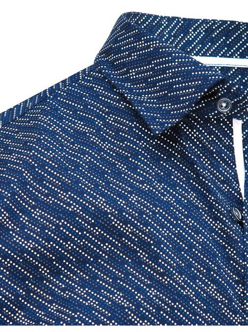 Granátová košeľa so zaujímavou kombináciou guličiek