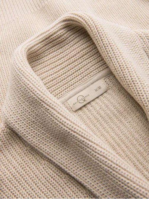 Béžový pánsky pletený kardigán na gombíky V2 SWCD-0153