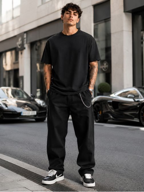Čierne oversize tričko bez potlače