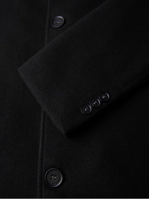 Čierny pánsky kabát na zimu om-cowc-0135