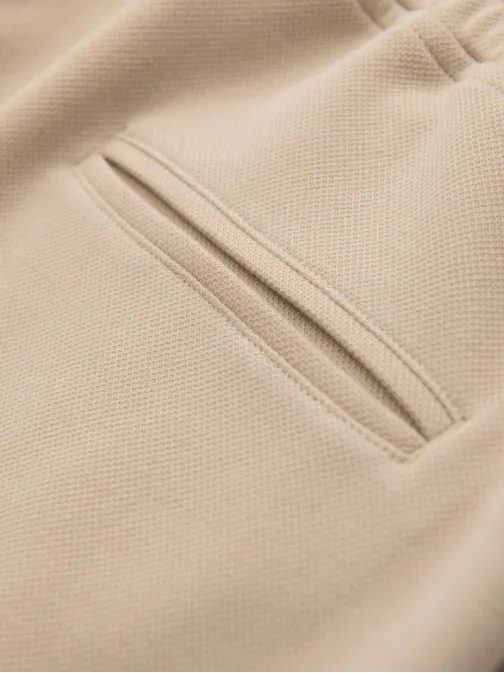 Úpletové béžové pánske kraťasy V1 SRSK-0124