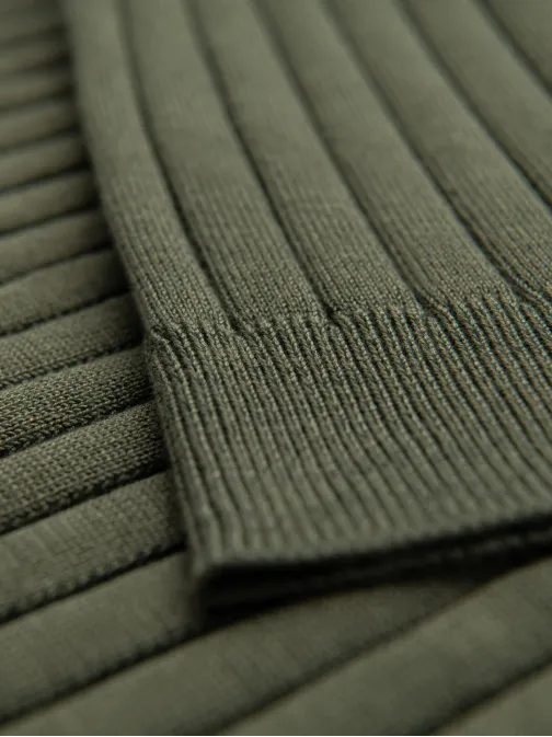 Pánska olivová SLIM FIT pruhovaná polokošeľa V4 POSS-0143