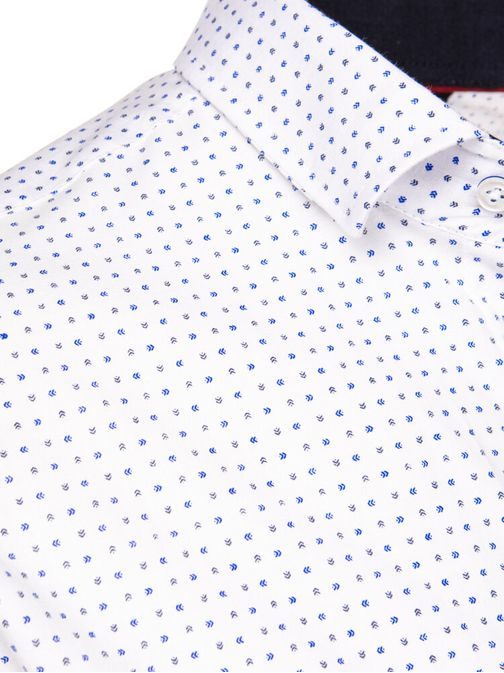 Módna biela košeľa s jemným modrým vzorom