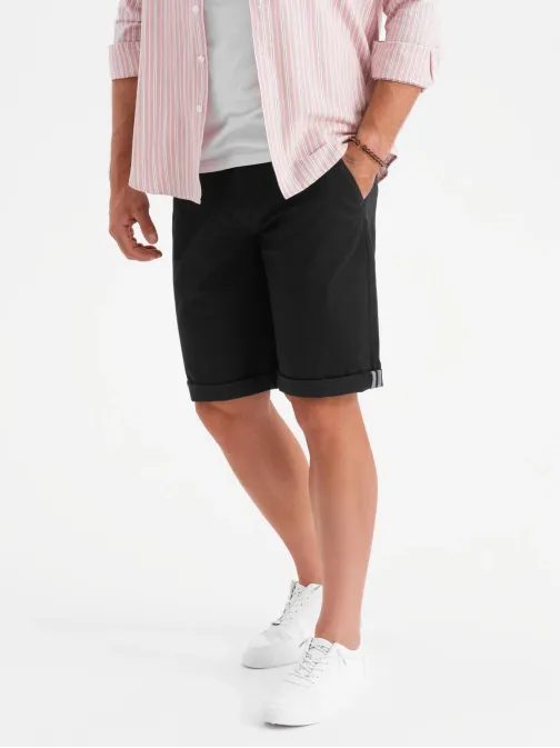 Pánske čierne chinos šortky s lemom V9 SRCS-0197