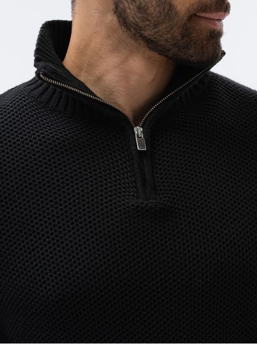 Atraktívny sveter v čiernej farbe E194