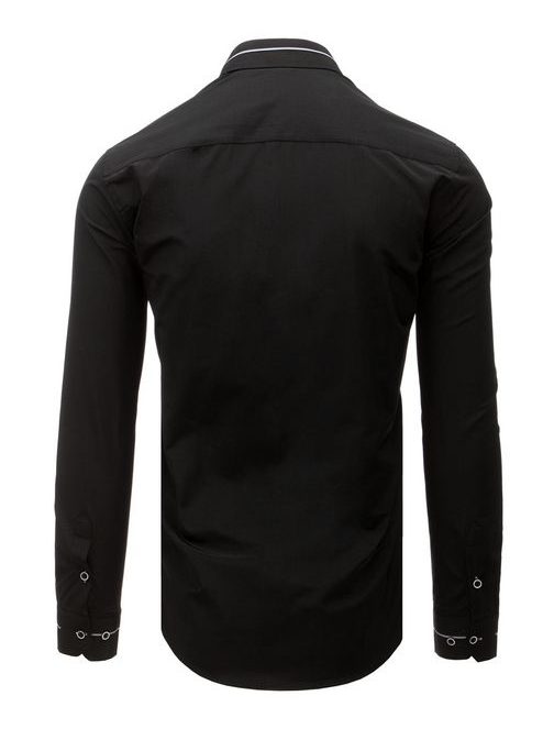 Moderná čierna jednoduchá košeľa