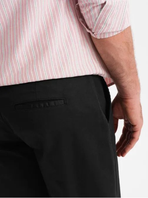 Pánske čierne chinos šortky s lemom V9 SRCS-0197