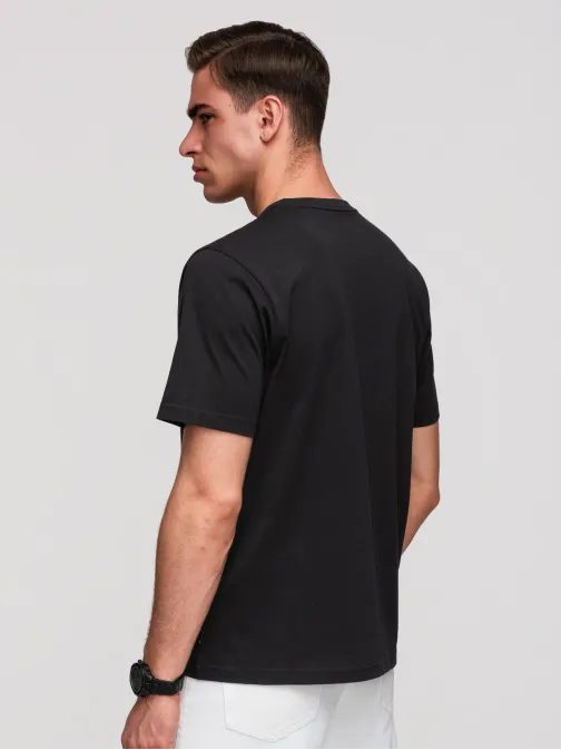 Trendy čierne tričko s nápisom v 3D efekte V1 TSPT-0286
