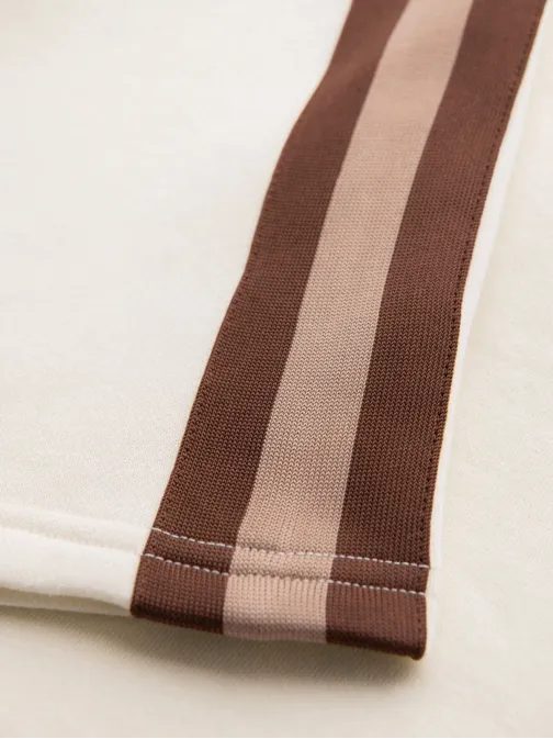 Trendy hnedé kraťasy s pásmi po bokoch V16 SRBC-0101