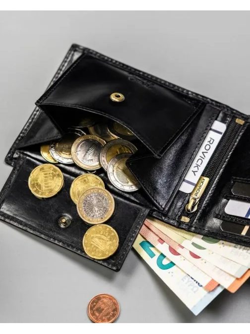 Trendy kožená čierna pánska peňaženka