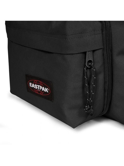 Čierny ruksak s odnímateľnou ľadvinkou EASTPAK PADDED TRAVELL'R