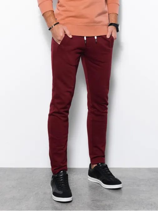 Pohodlné tepláky v bordovej farbe P946