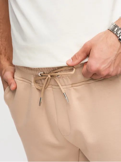 Trendy béžové pánske kraťasy s logom V3 SRBC-0153