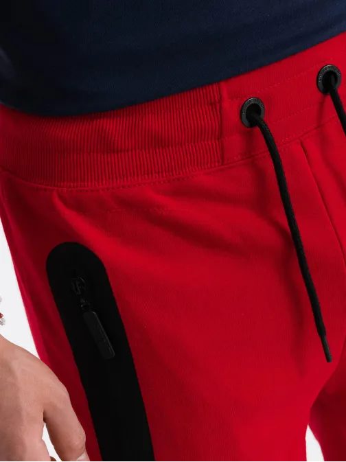 Štýlové červené kraťasy W239