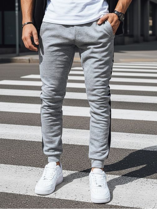 Pohodlné šedé trendy tepláky