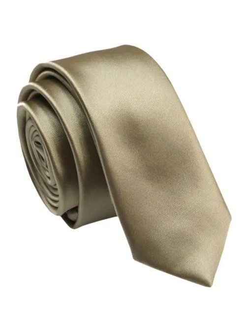 Trendy pánska kravata v zlatom odtieni