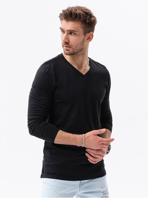 Čierne tričko s dlhým rukávom a véčkovým výstrihom L136