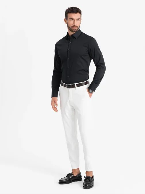 Módna čierna hladká slim-fit košeľa V4 SHCS-0176