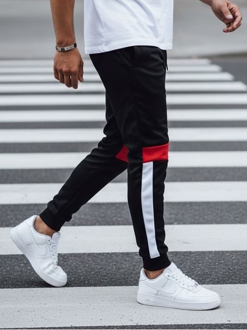 Dizajnové pánske tepláky v čiernej farbe