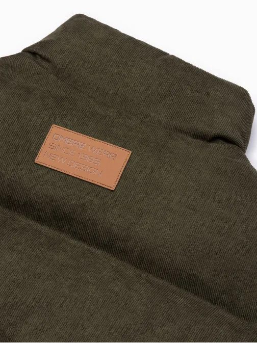 Prešívaná vesta v tmavoolivovej farbe V57