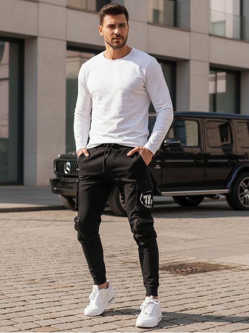 Nadčasové čierne joggery s vreckami