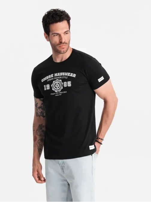 Zaujímavé čierne tričko s potlačou v2 om-tspt-0137