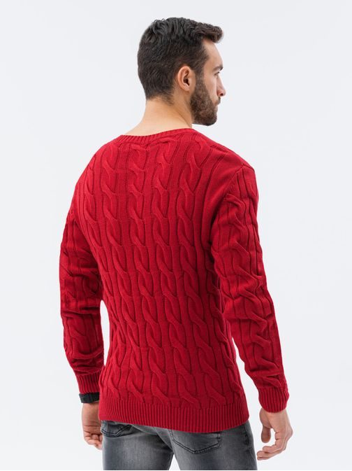 Nádherný červený sveter so vzorom E195