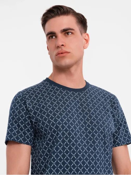 Pánske tmavomodré tričko s trendy potlačou V1 TSFP-0250