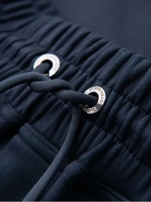 Trendy tmavo modré pánske kraťasy s logom V4 SRBC-0153