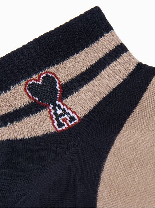 Dámske prúžkované ponožky v béžovej farbe ULR106
