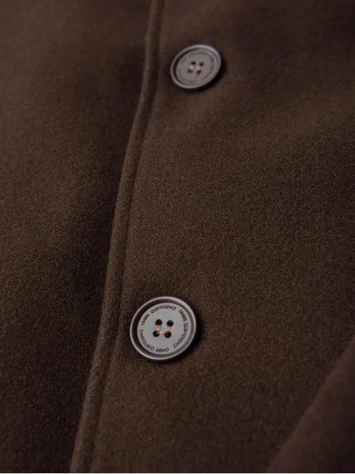 Hnedý pánsky kabát na zimu om-cowc-0135