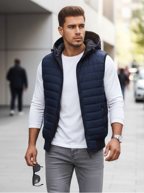 Trendová vesta s kapucňou v granátovej farbe