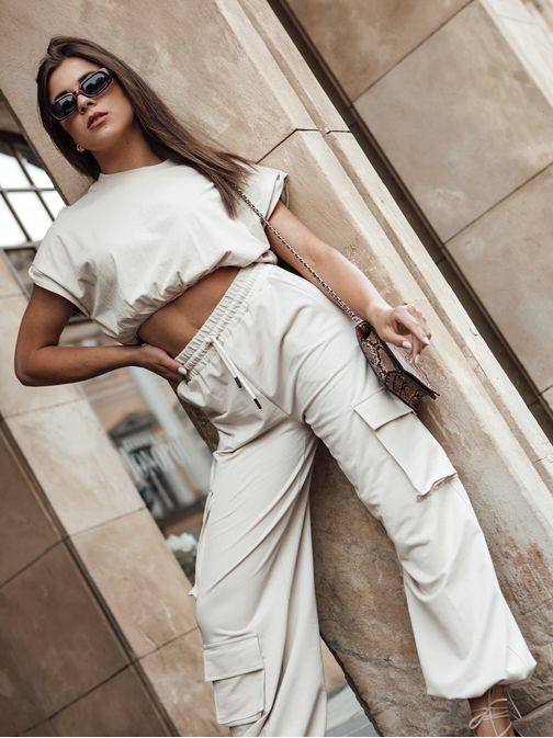 Dámska štýlová svetlobéžová tepláková súprava Malans