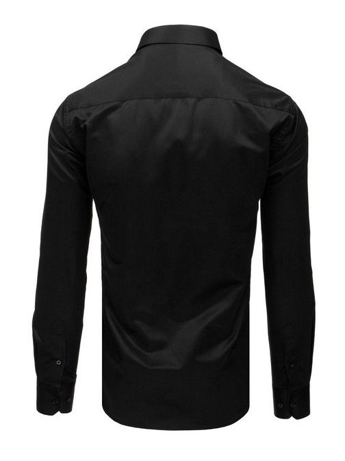 Jednoduchá čierna elegantná košeľa