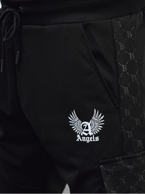 Moderné čierne kapsáčové joggery