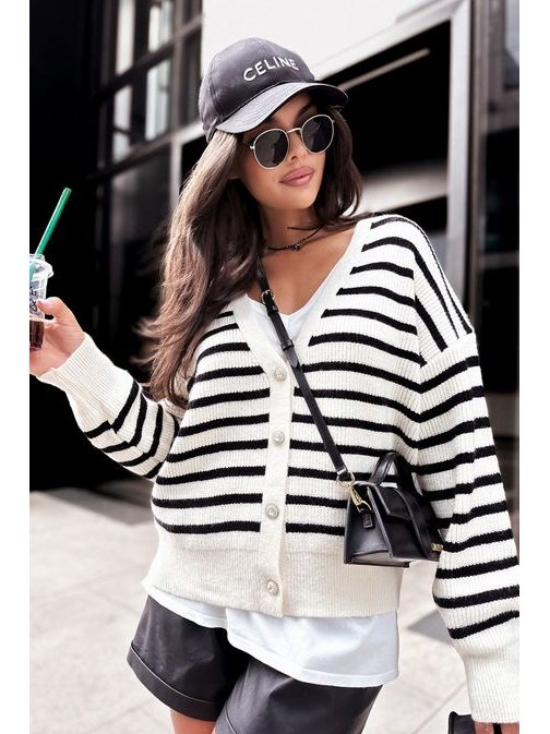 Pruhovaný dámsky sveter ladený do biela Breezy